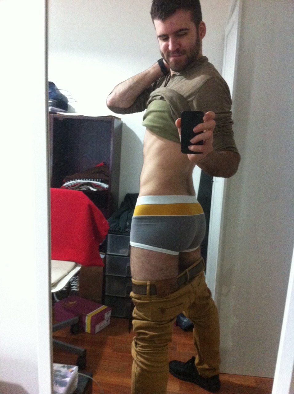 threefiveseven:  Free drinks!!  i really need these undies. they&rsquo;re my