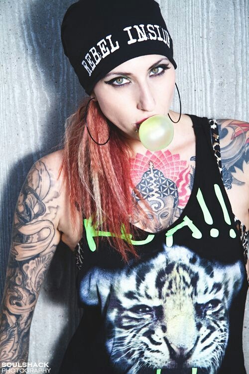 ilovetattoogirls