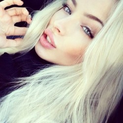 motz-hottest-eyecandy:  Alena Shishkova 