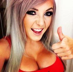 taylordeeen:  Any else jerking off like a loser to jessica nigri?  Kik me @taylordeeen let’s cum like loser bitches together for her ♡♡♡♡