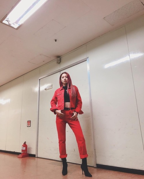 somin: somin_jeon0822: #SJYP drip ✨