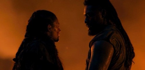 peopleofcolornetflix:Marco Polo Screencaps | Khutulun and Byamba in battle 