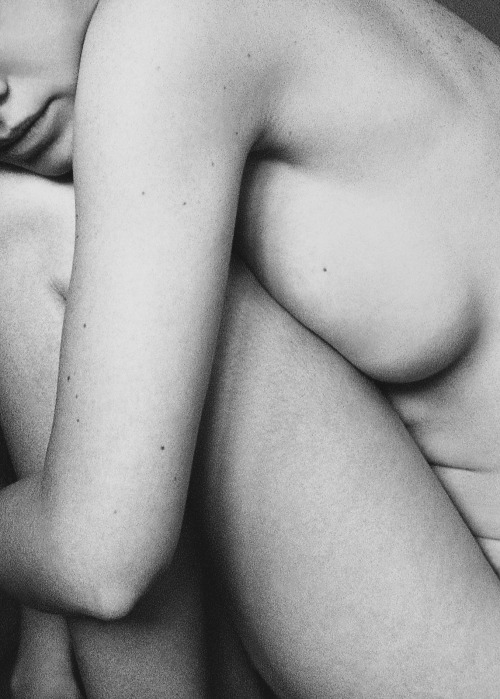 hellanne:  by Valerio Boncompagni