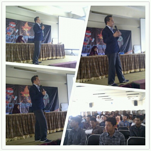 Accompany hubby @nataliardianto speaking about #Startuplokal at Schematics 2012 at ITS