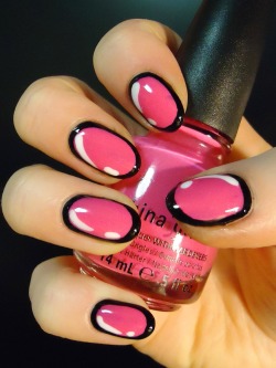 nailpornography:  if we were a nail art tag editor we would have featured these gorgeous nails by now!