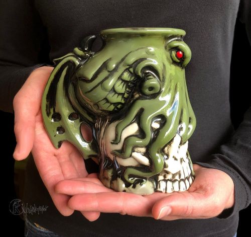 apolonisaphrodisia: Cthulhu Tiki Mug Available here