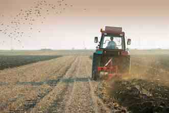 alexburnett89:  2013, the year of the farmer. Support our local farmers in the heartland.