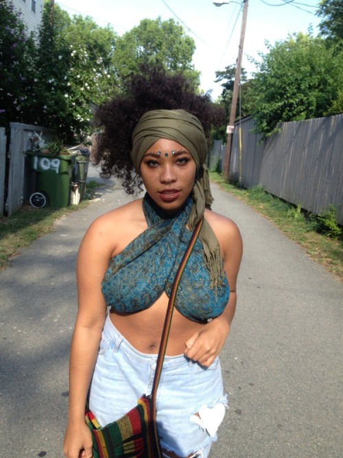 jayshana:  kieraplease:  scarf tops  Oh my porn pictures