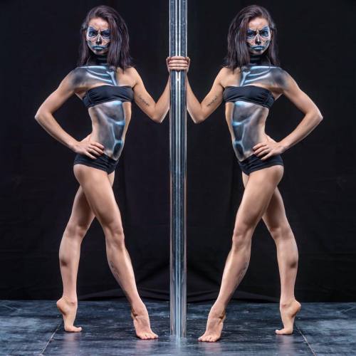   Natalia Tatarintseva  Https://Www.her-Calves-Muscle-Legs.com/2020/09/Natalia-Tatarintseva-Pole-Dancer.html
