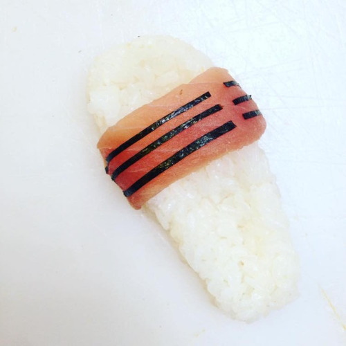 thedesigndome: Chef Who Makes Edible Piece of Art: Sushi Shoes Yujia Hu, a Chinese chef born in Ital