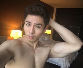 gambitsg: sgtwinksprinkle:   SUFIAN AZIZ   MORE MALAY PICS/VIDS HERE:http://sgtwinksprinkle.tumblr.com