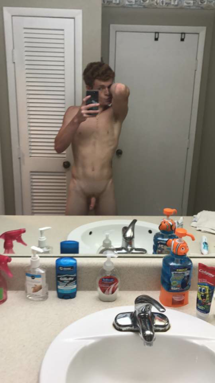 kissmyguns:  Tyler from Florida. More on adult photos