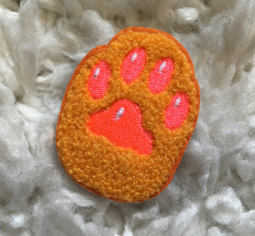 Kitty paw patches are now available in my little store! :D They are fuzzy with little embroidered be