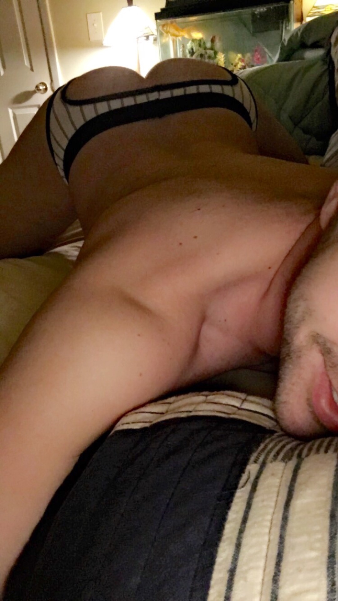 mikeyk4:  Bottoms up 🍑