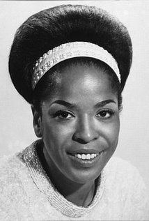 imsoshive:  R.I.P to a legend Della Reese.