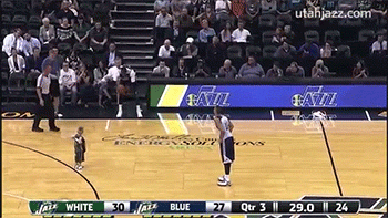 imsoshive:  sizvideos:  Video  *sniffs* nah, i’m not cryin. allergies, bruh.
