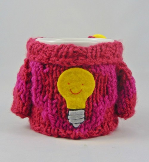 amandascurios:Mug cosy made to look like Mabel’s light-bulb sweater from the Gravity Falls episode I