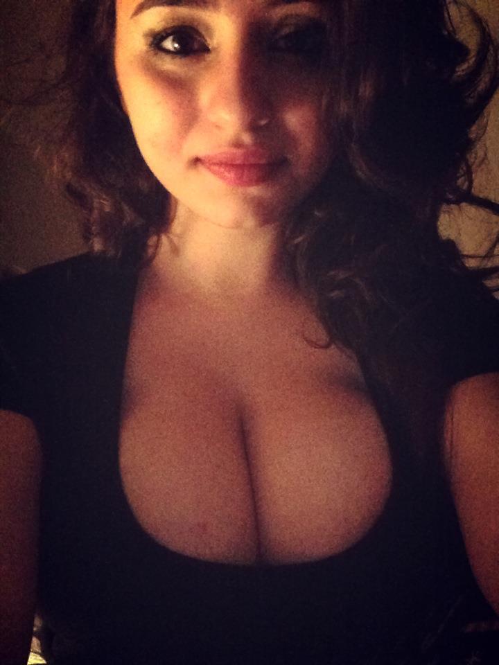 Amazing cleavage