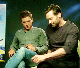 colinfirth: Hugh Jackman and Taron Egerton recreate the lift from Dirty Dancing!