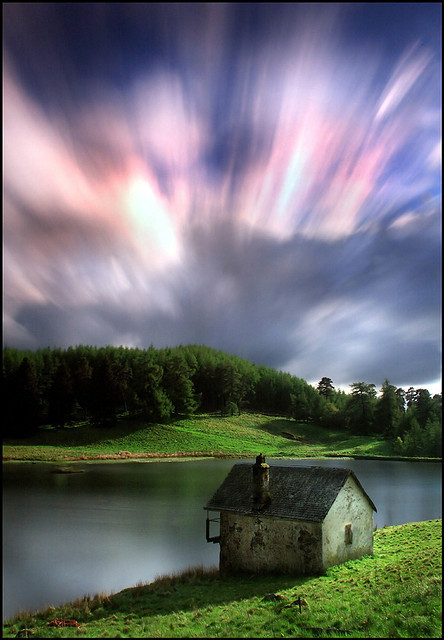 Loch Drumore Boathouse by angus clyne on Flickr.
