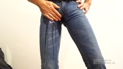 carmina0:  tight sexy girls jeans wetting