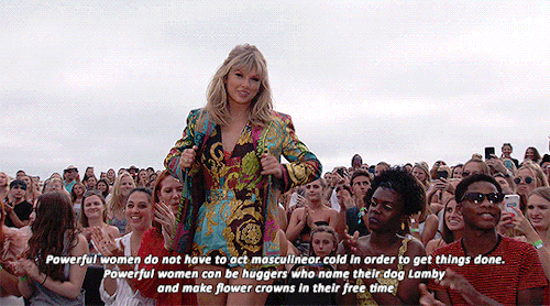 Women Support Women.#WeStandWithTaylor