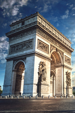 mistergoodlife:  Arc de Triomphe, Paris. The Arc de Triomphe de l'Étoile is one of the most famous monuments in Paris. It stands in the centre of the Place Charles de Gaulle (originally named Place de l'Étoile), at the western end of the Champs-Élysées. T