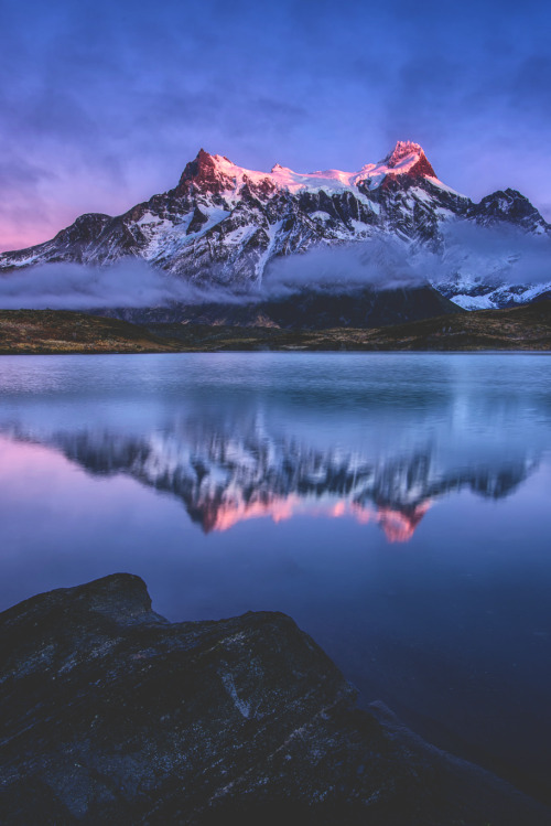 stayfr-sh:  Paine Grande Sunrise