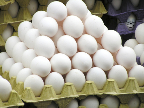 eggalovania:shhhh. don’t wake him. 