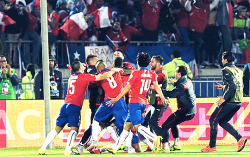 tjgoalshie: Chile celebrates winning the 2015 Copa America after beating Argentina in a penalty shootout