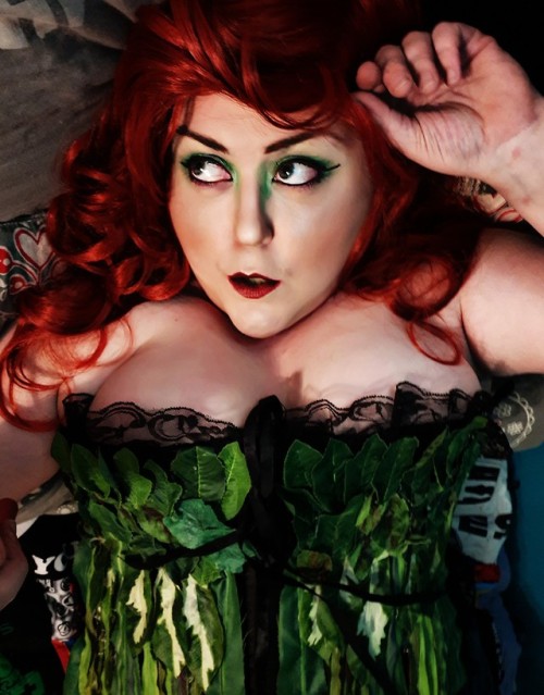 lacylolacosplays:Poison Ivy make-up testStill looking for my Harley ⚘