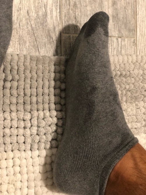 Porn photo collegesocks22:  4th day in a row sweaty