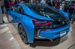 tipphotography:  BMW i8. Interesting. 