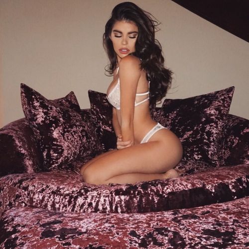 electricbabes: ANOTHER ONE photo skills @mermanders creative director @danbilzerian by mabelynncapel
