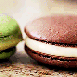 delicieuss:  french macarons 