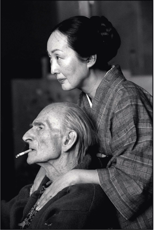 loverofbeauty:Balthus &amp; Setsuko (ph. Henri Cartier-Bresson)