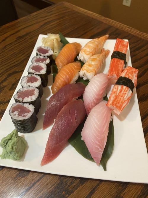 sushioverload:  Our local hole in the wall