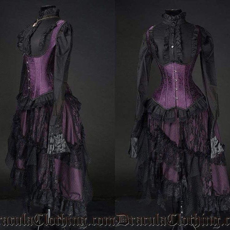 draculaclothing:  #draculaclothing #corset #corsets #purple 