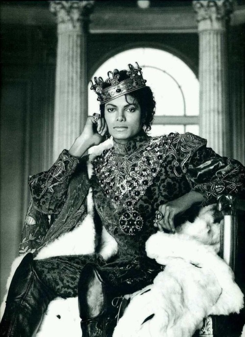 michaeljacksonlooks: Happy 59th, King. Happy 60th, King.