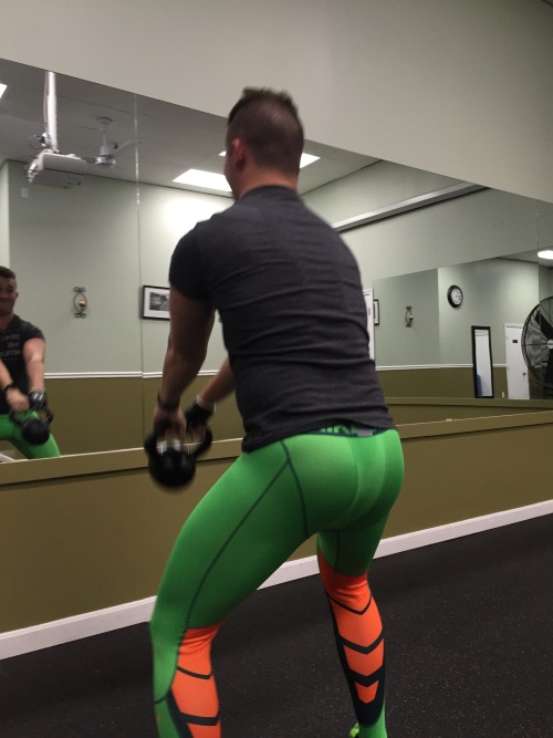 Porn tyalexander305:  Work out  photos