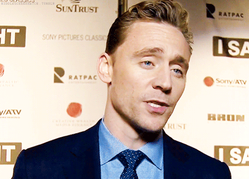 nerdtasticsarcasm:freckletriangleofdoom:the-haven-of-fiction:hiddlescheekbatch:Hank Williams Biopic 