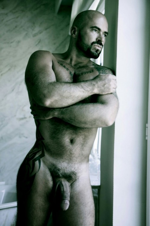 hotmenfan:  so hot …. 