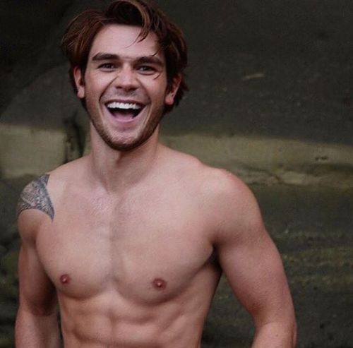 hotcelebs2000: KJ APA