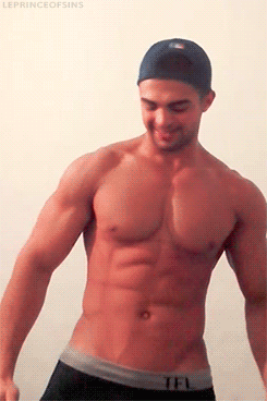 gaycomicsandmore:  Enjoy my archives at: http://BeautifulMenGayPics.tumblr.com/archive