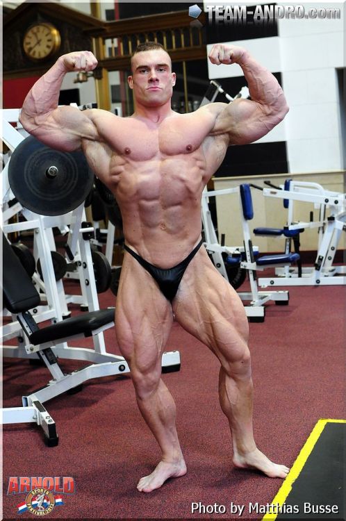 drwannabe:  Roman Fritz [view all posts of Roman]   Very, very handsome guy with an amazing body.