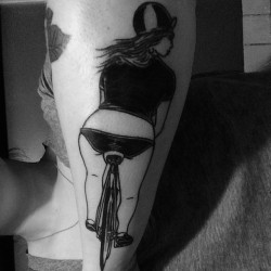 fixiegirls:  #Fixiegirl tattoo. Mike Giant original design. 