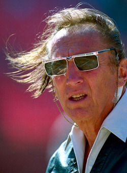 &Amp;Ldquo;Stop Giving Juice To The Raiders, Cause Al Davis Never Paid Us&Amp;Rdquo;