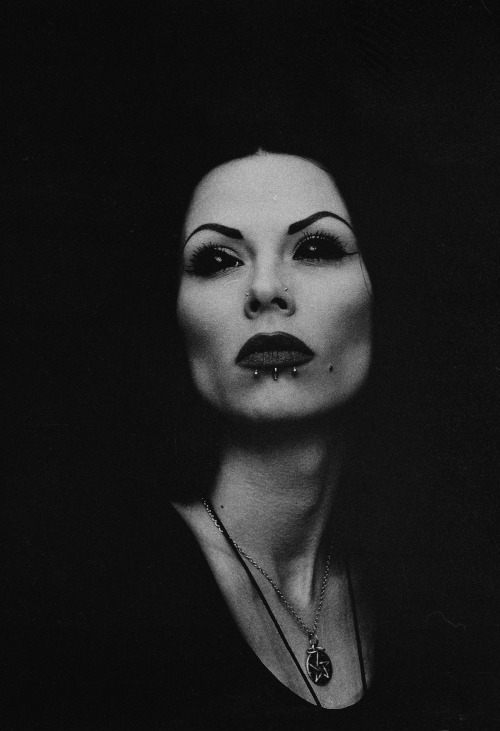 paganaltarovsex:PAGAN ALTAR OV SEX