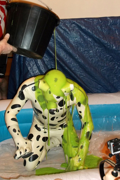 Sex zentaispot:  Spot gets Gunged  pictures