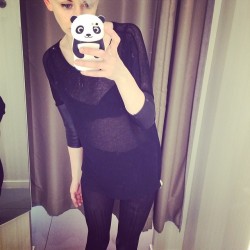 cvntfetish:  #ootd #h&m #selfie #changingroom